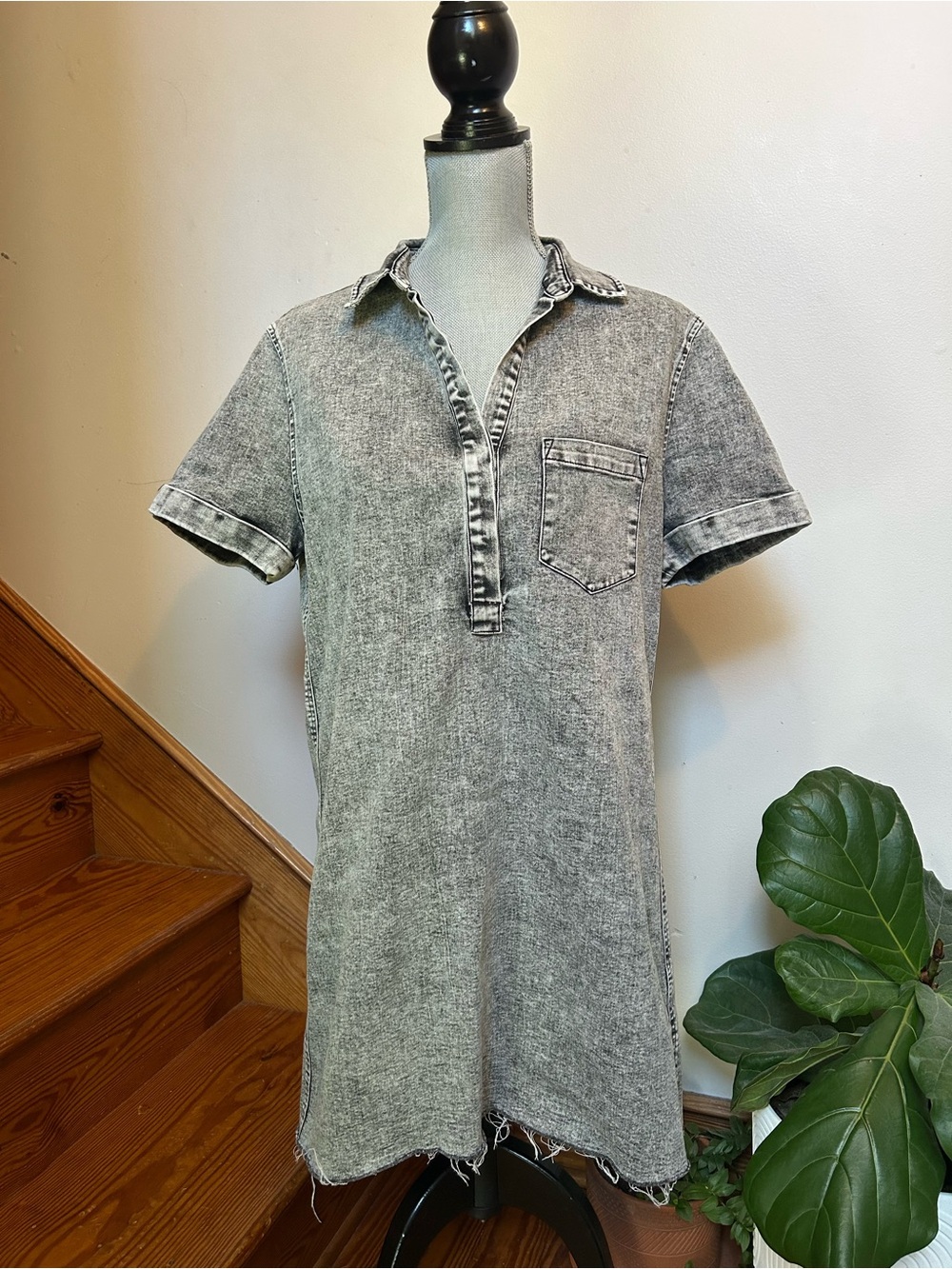 Women’s denim wash distressed polo dress